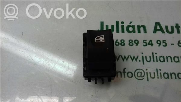 Renault Fluence Electric window control switch 