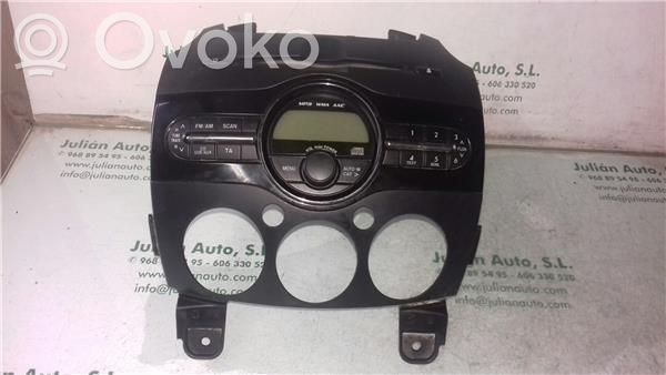 Mazda 2 Radio/CD/DVD/GPS head unit 