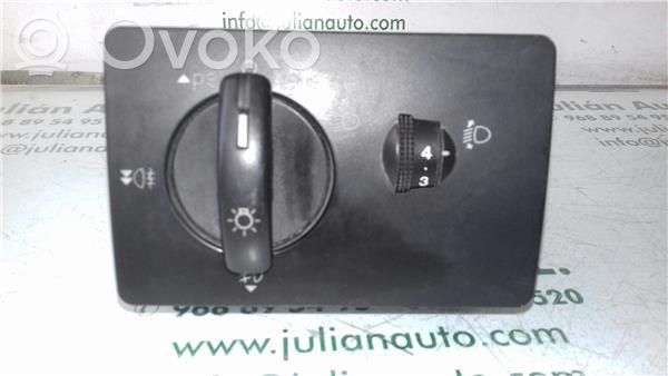 Light switch   4M5T13A024LA