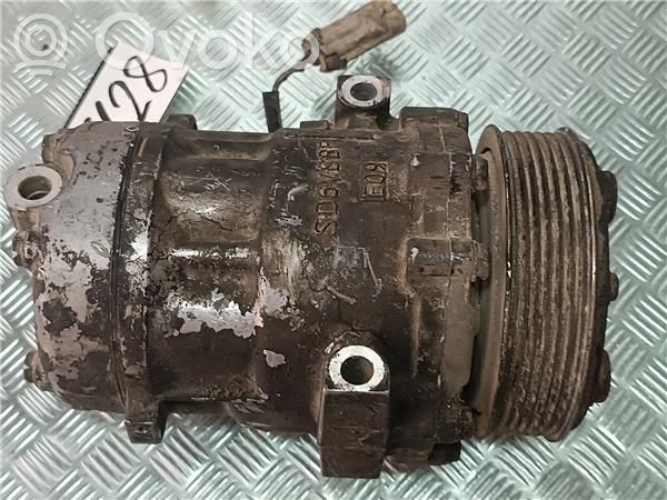 Opel Combo C Air conditioning (A/C) compressor (pump) 