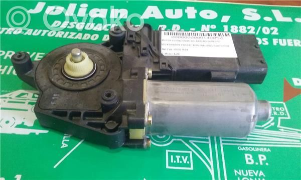 Silnik regulatora szyby drzwi przednich   130821694,101434203BOSCH