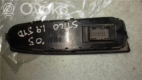 Electric window control switch   B569,2506