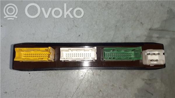 BMW 7 E32 Mukavuusmoduuli 