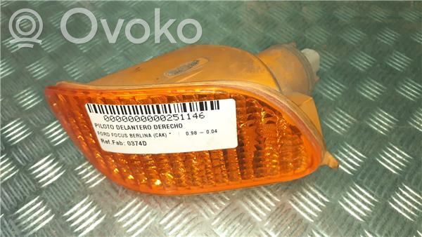 Front indicator light   374D,XS4X13368A