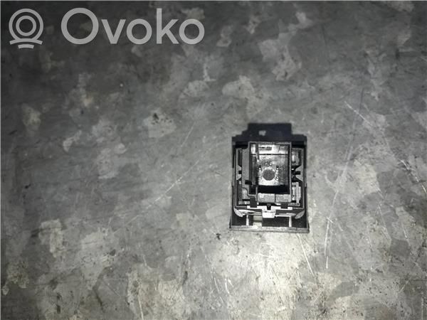 Central locking switch button   86570636XI