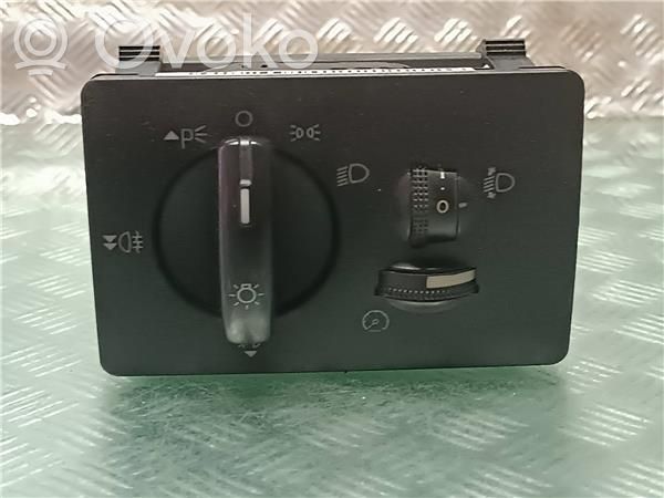 Lukturu slēdzis   4M5T13A024AA,CONECTOR16PINES