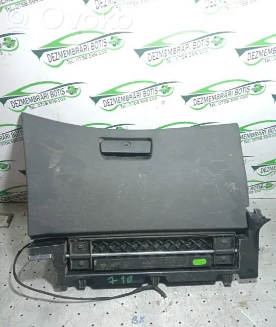 Glove box set   X7BESAKV
