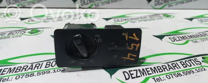 Skoda Fabia Mk1 (6Y) Interruptor del limpiafaros 