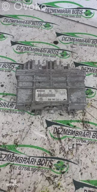 Komputer / Sterownik ECU silnika   8A0907311L,BXTIZF7K