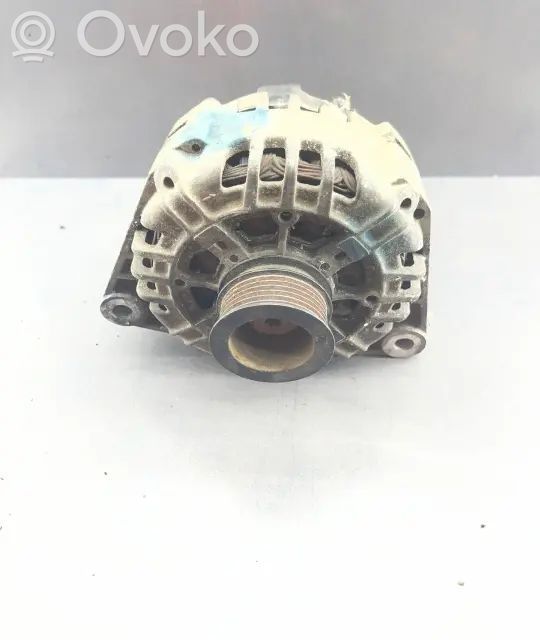 Mercedes-Benz C W203 Alternator 
