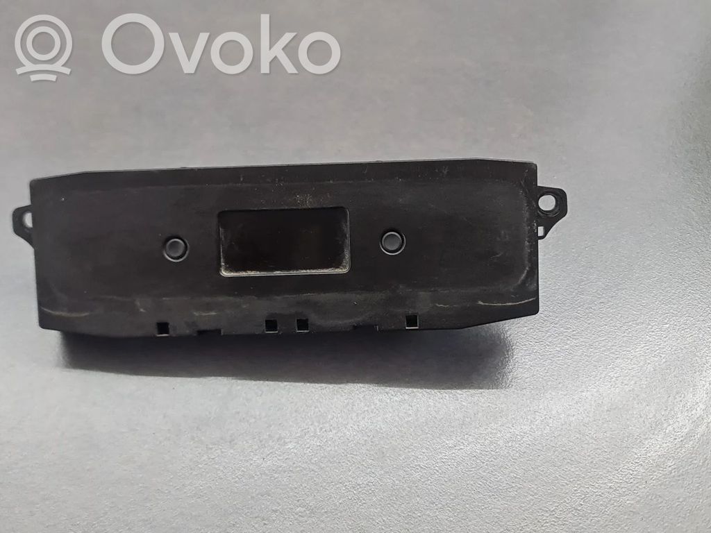 Reloj   ZKW8SXRP