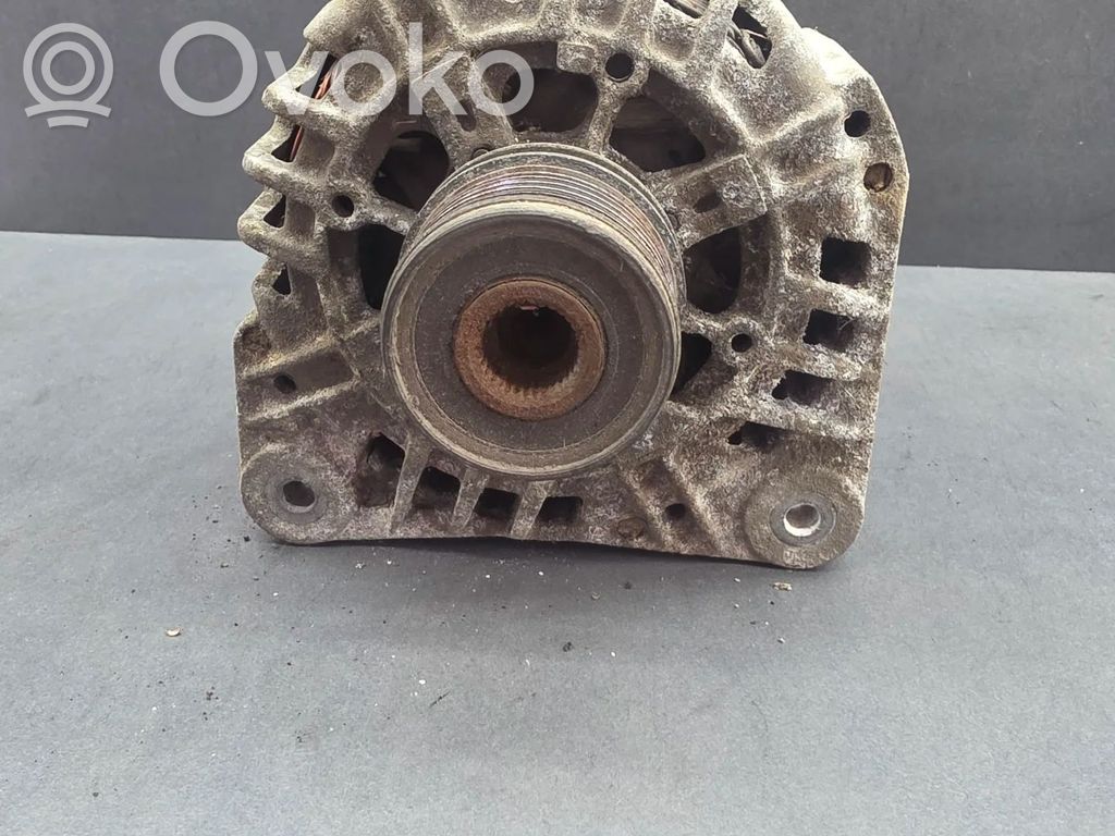 Dacia Logan Pick-Up Generatore/alternatore 