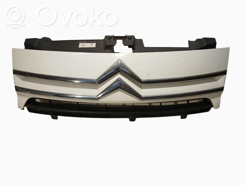 Citroen Jumpy Front bumper upper radiator grill 