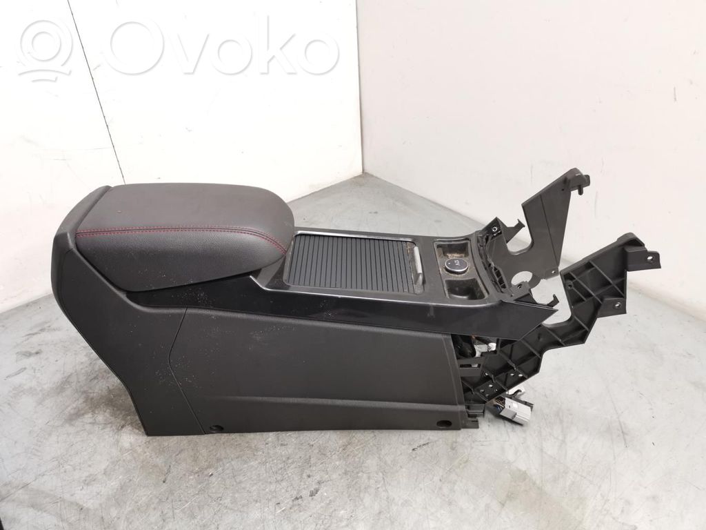Ford Kuga I Apoyabrazos del asiento trasero 