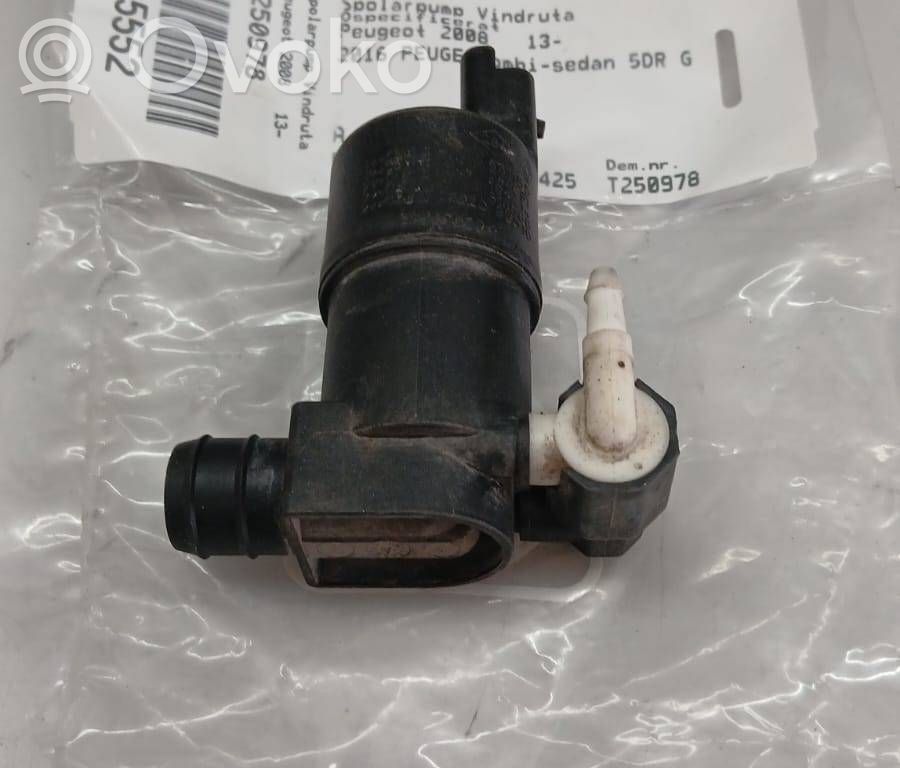 Peugeot 2008 I Windscreen/windshield washer pump 