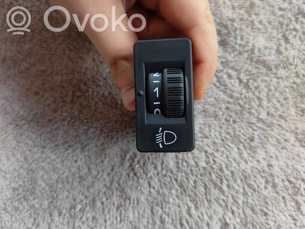 Peugeot Partner Headlight level height control switch 