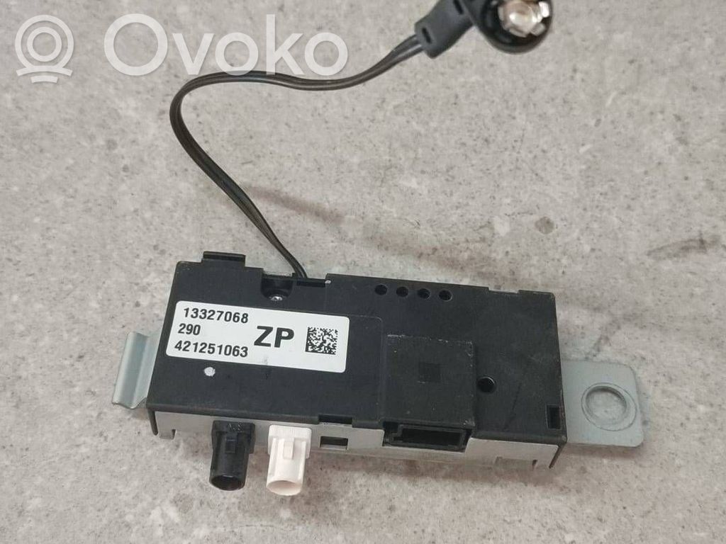 Opel Insignia A Pystyantennivahvistin 