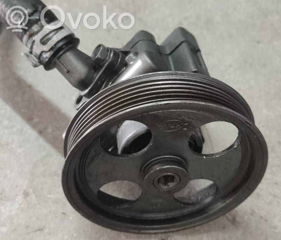 Opel Insignia A Ohjaustehostimen pumppu 