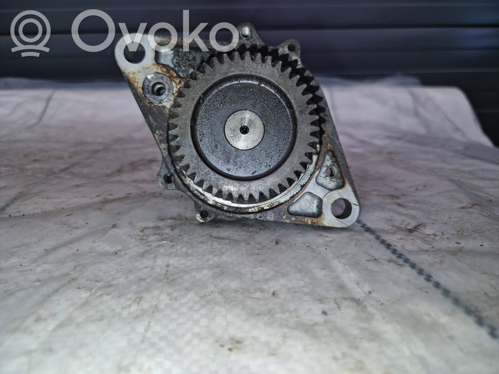 Mazda B2000 - B2200 Vacuum pump 