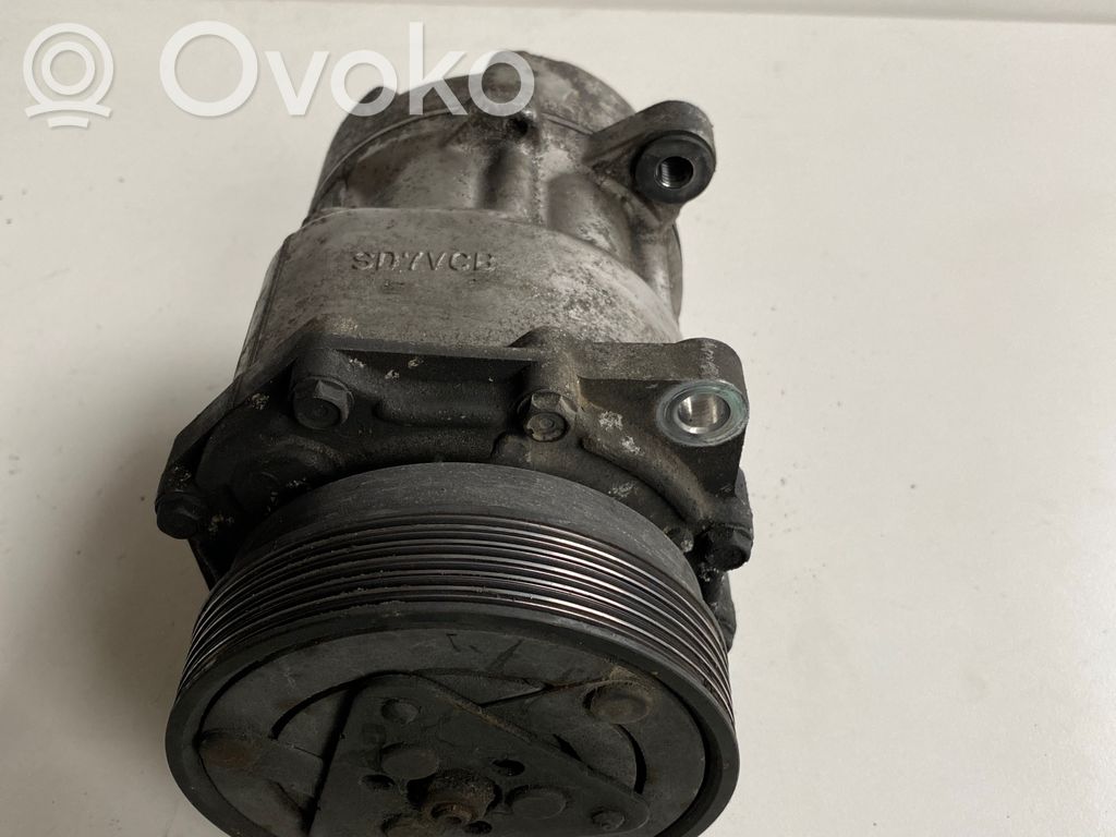 Volkswagen Golf IV Kompresor / Sprężarka klimatyzacji A/C 