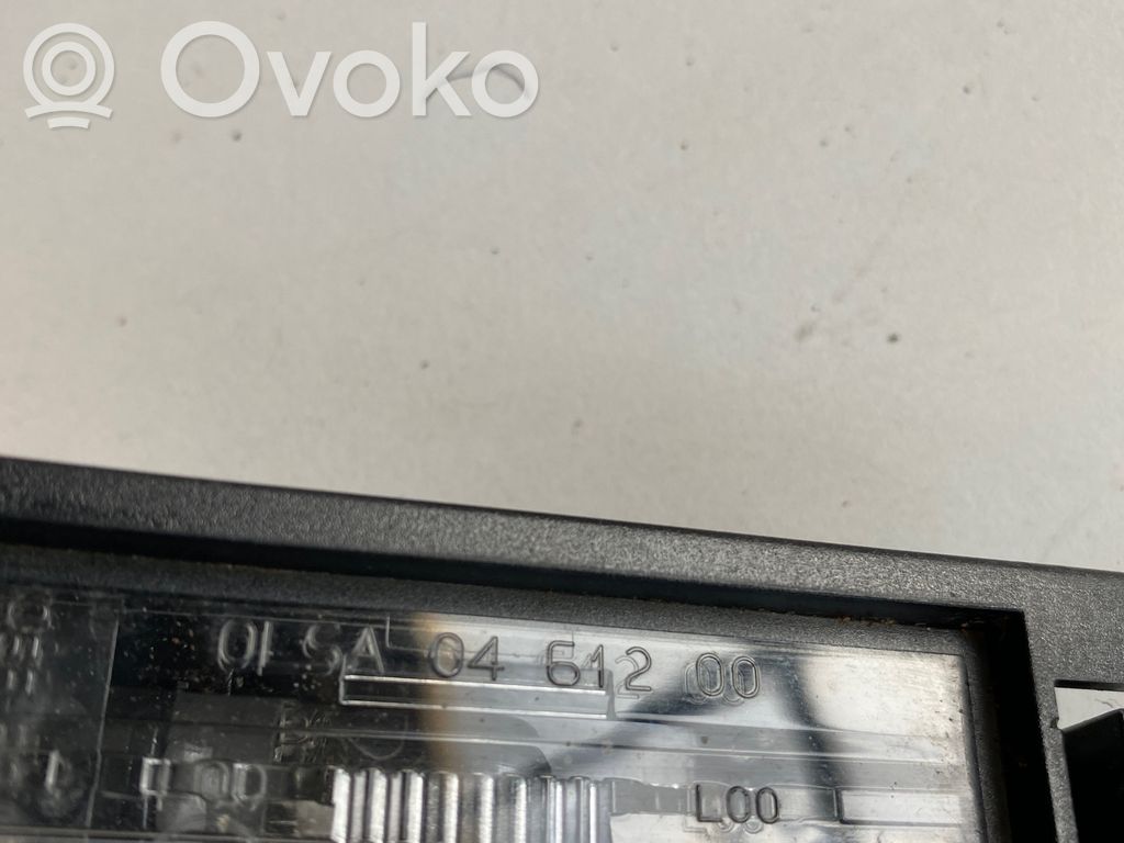 Opel Vectra C Lampa oświetlenia tylnej tablicy rejestracyjnej 