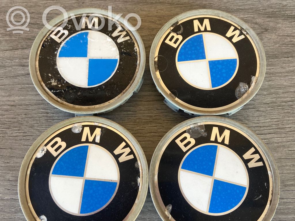 Original wheel cap   6768640