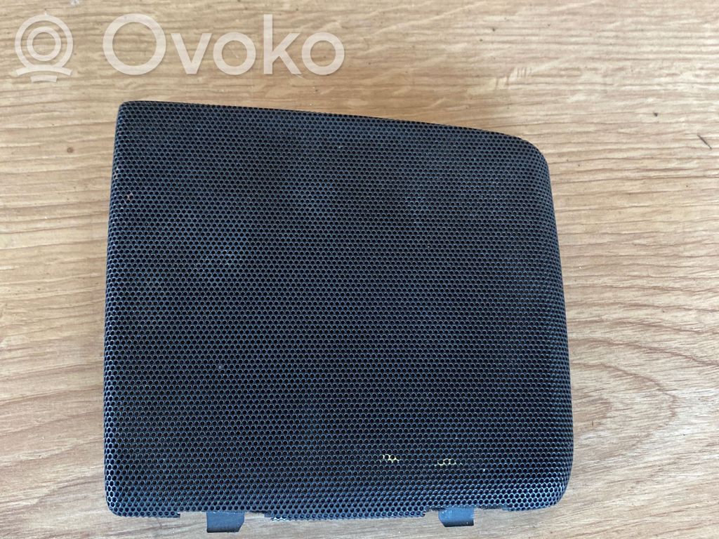 Volkswagen Golf III Moldura protectora del altavoz lateral 