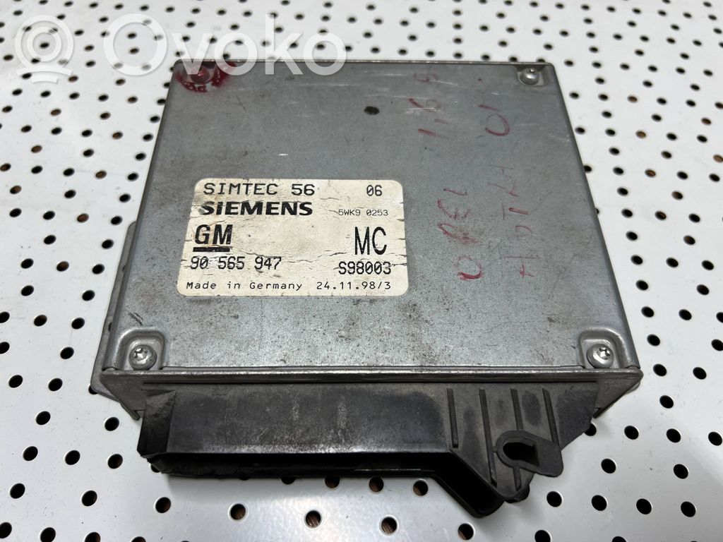 Opel Omega B2 Engine control unit/module 