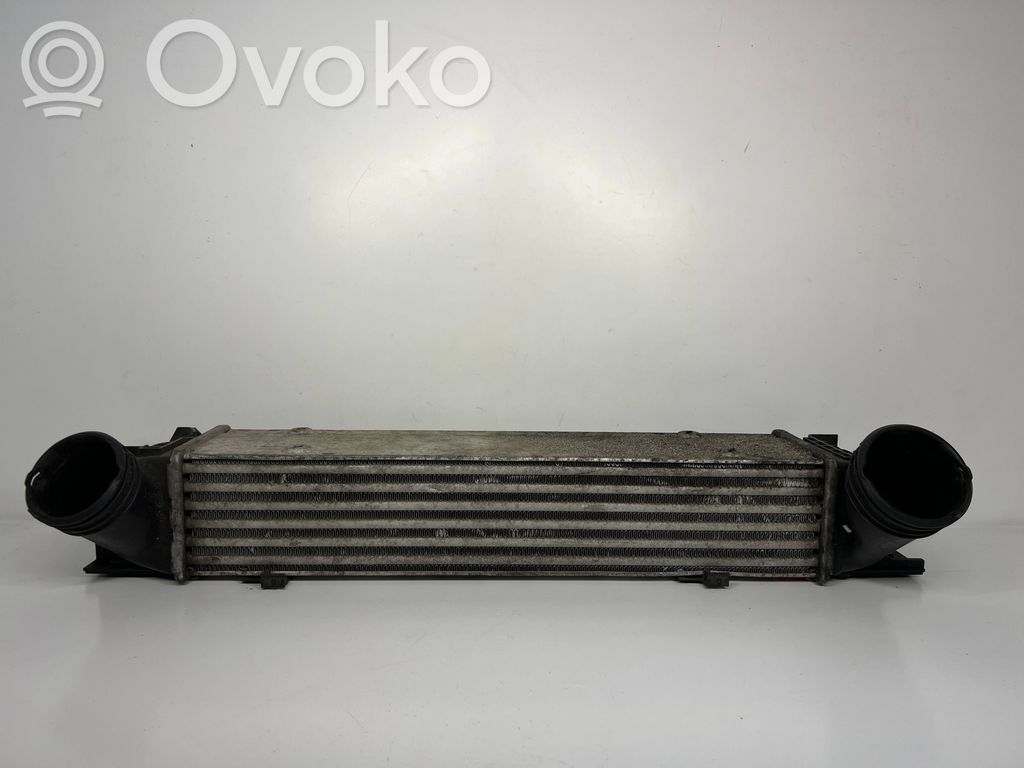 BMW 3 E90 E91 Interkūlerio radiatorius 