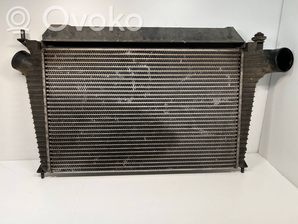 Saab 9-5 Interkūlerio radiatorius 
