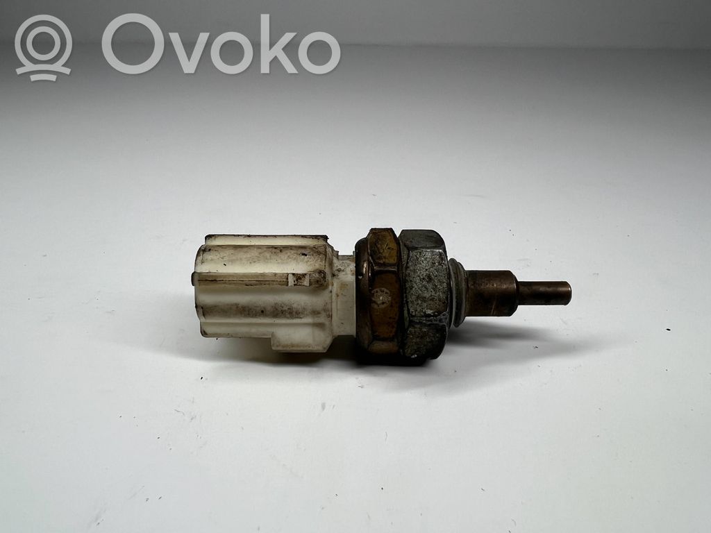 Nissan X-Trail T30 Sensor de temperatura del refrigerante 