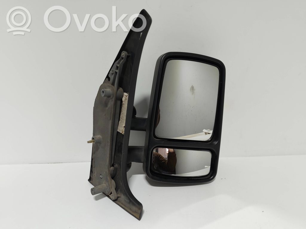 Front door electric wing mirror   E2013012