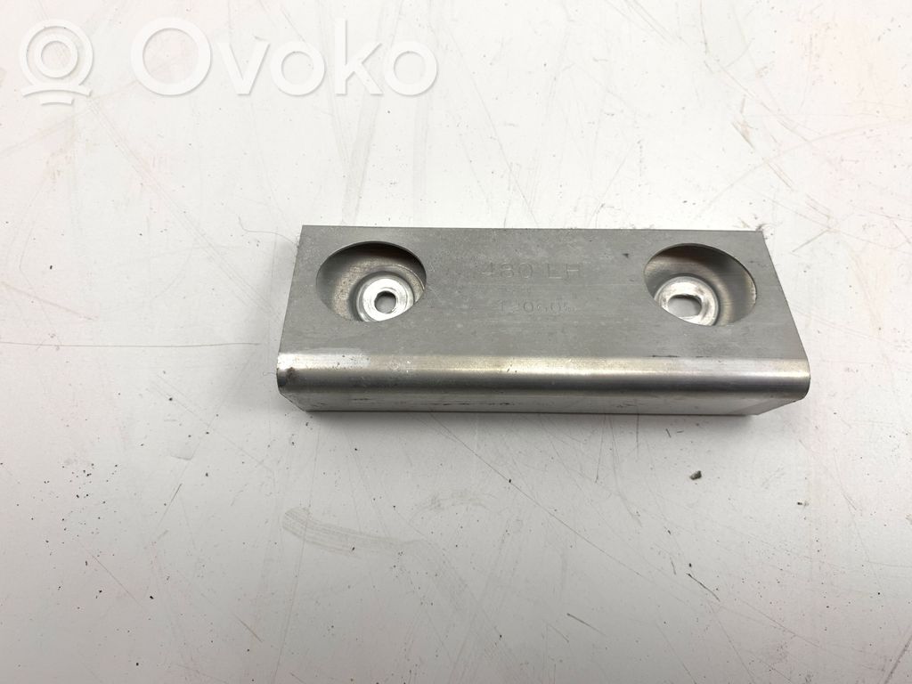 Lexus RX 330 - 350 - 400H Altra parte interiore 