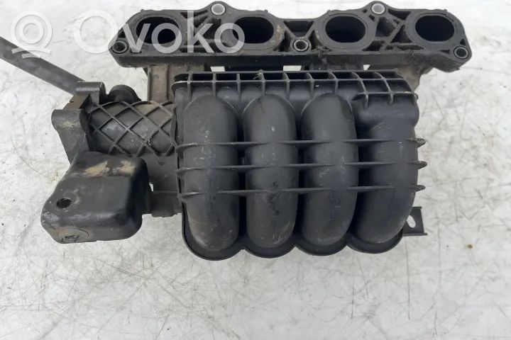 Intake manifold   MN143823