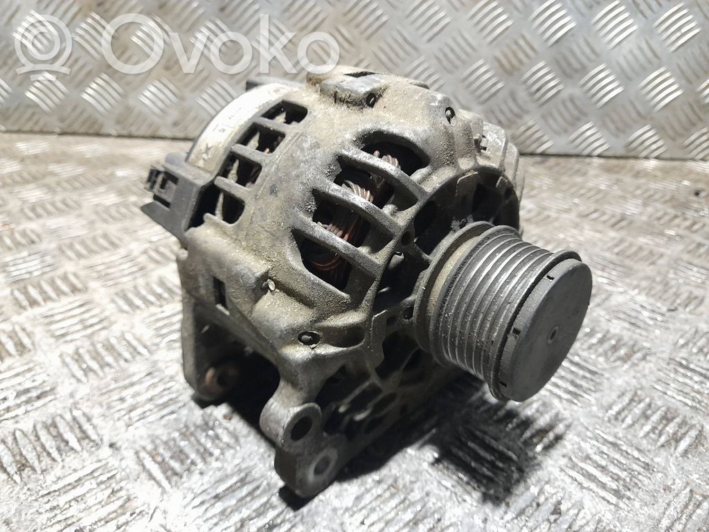 Volkswagen Golf IV Alternador 