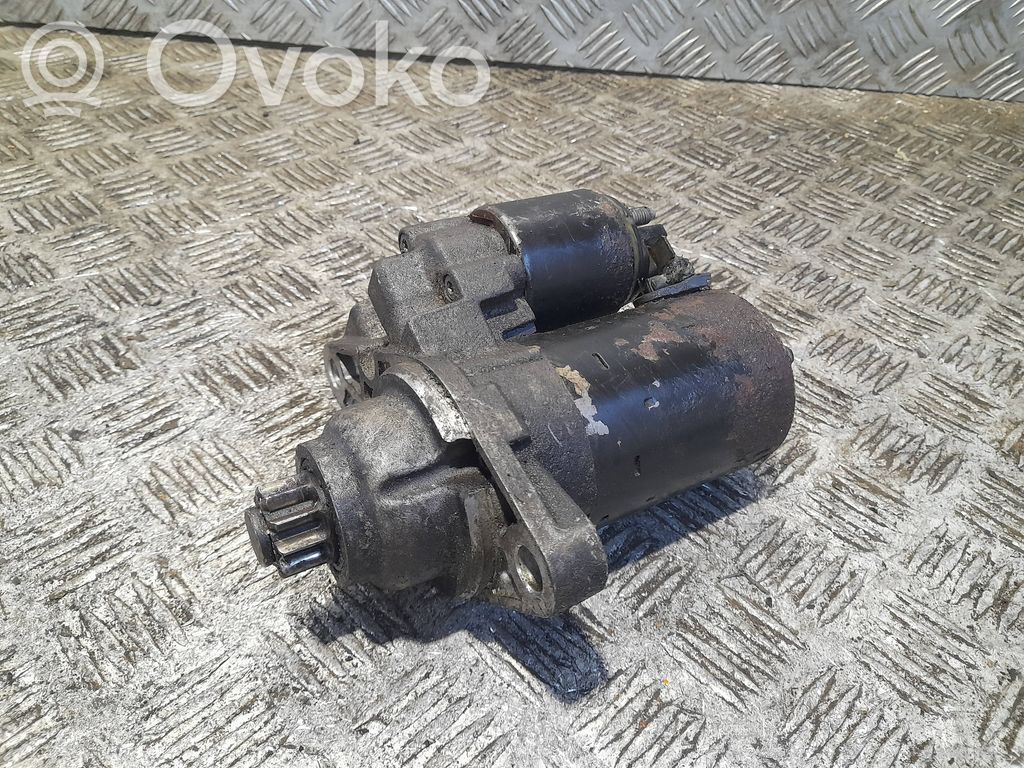 Volkswagen Golf IV Starter motor 