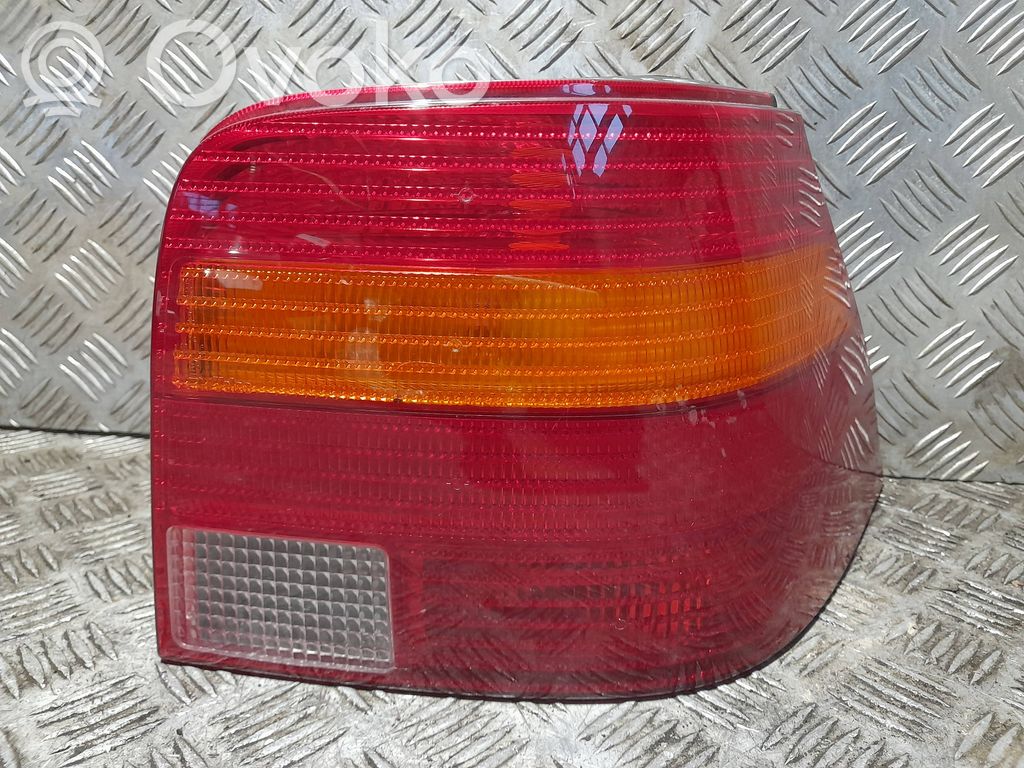 Volkswagen Golf IV Lampa tylna 