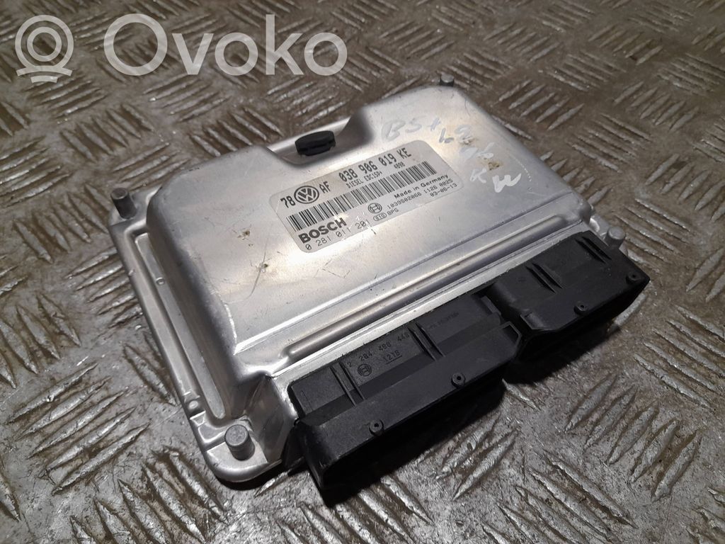 Volkswagen PASSAT B5.5 Engine control unit/module 