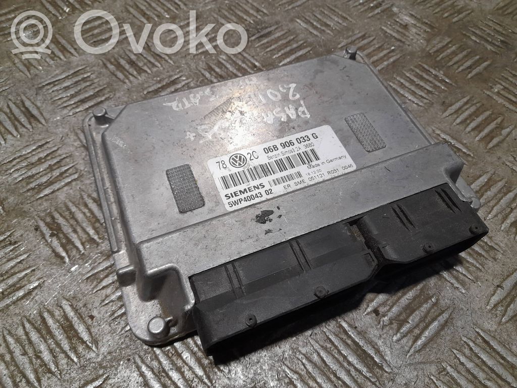 Volkswagen PASSAT B5.5 Engine control unit/module 