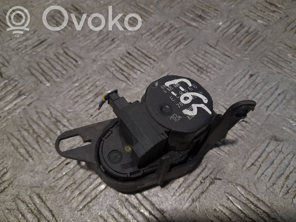BMW 7 E65 E66 Oro sklendės varikliukas 