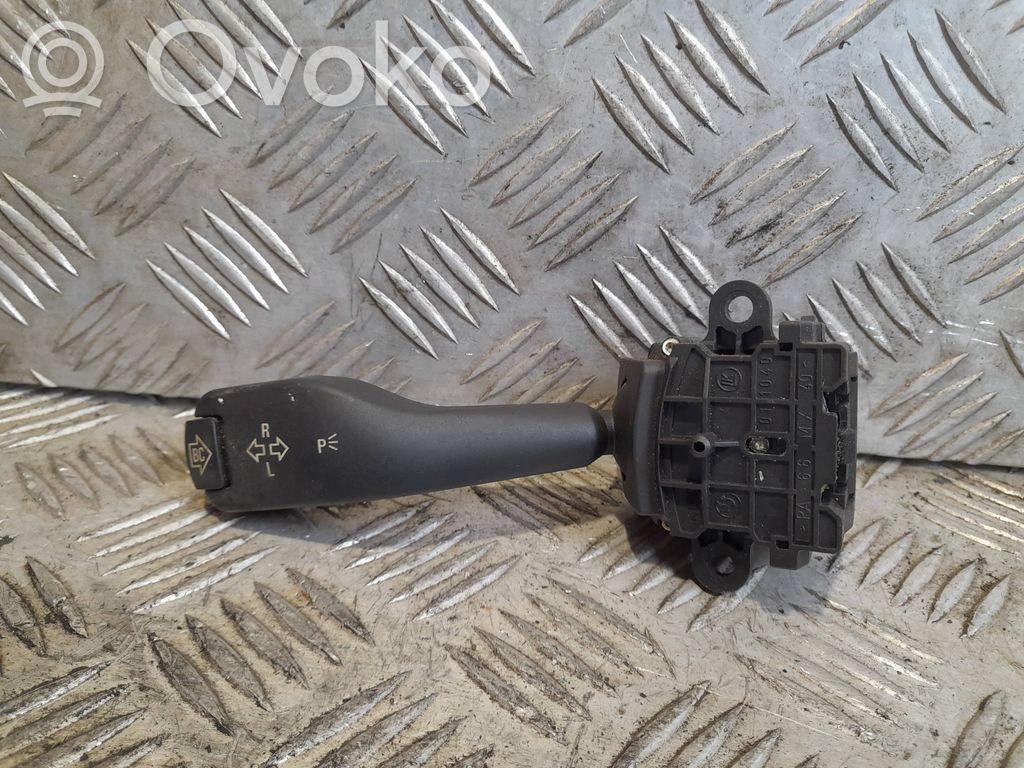 BMW 5 E39 Indicator stalk 