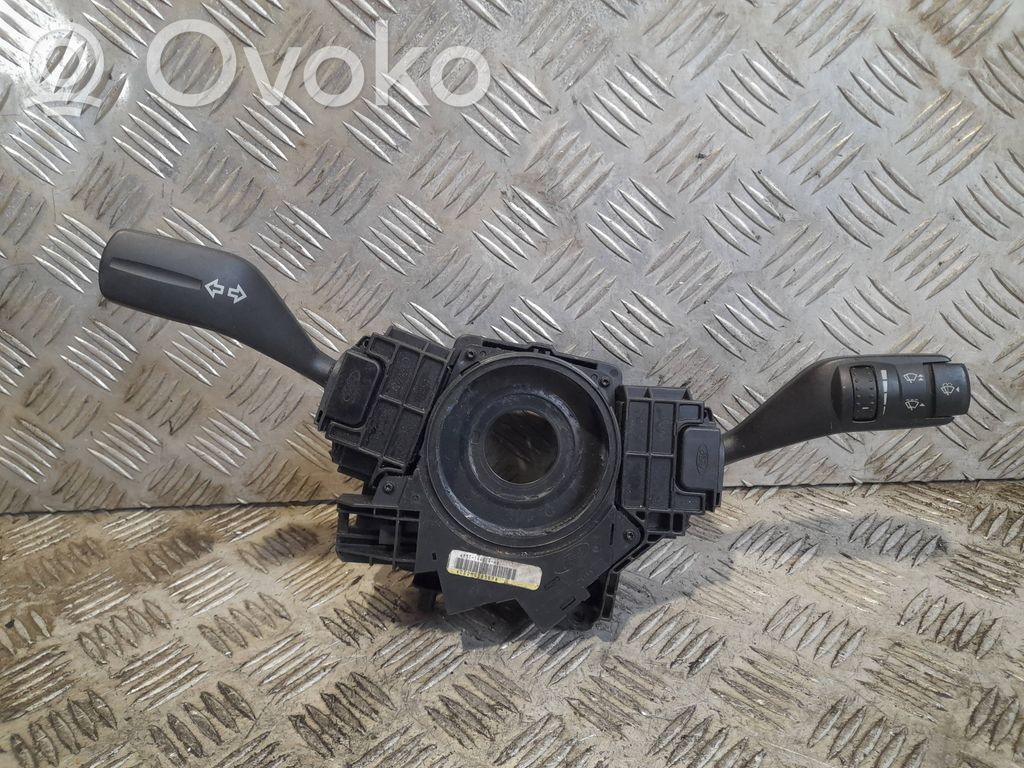 Ford Focus Wiper turn signal indicator stalk/switch 