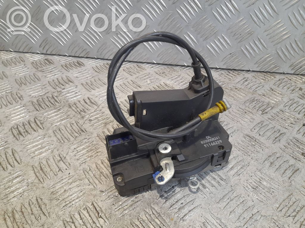 Opel Vivaro Priekšpusē slēdzene 