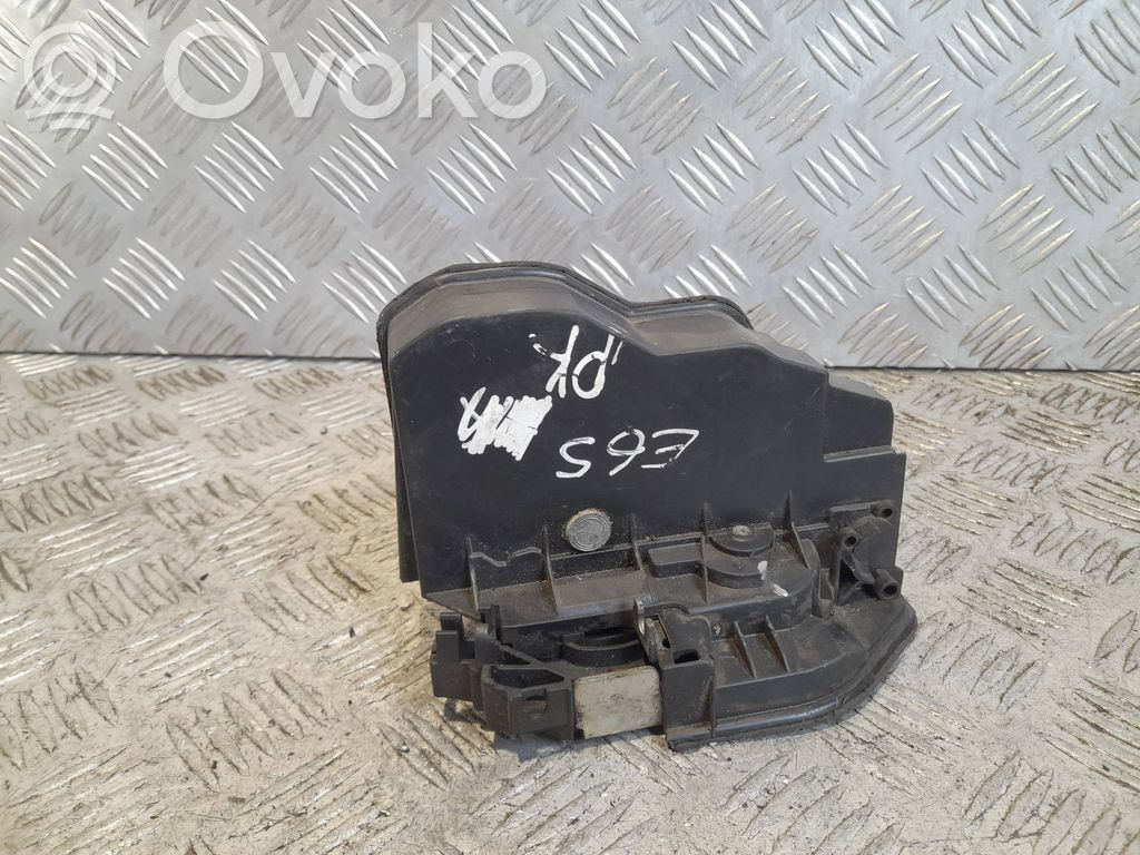 Front door lock   7167073