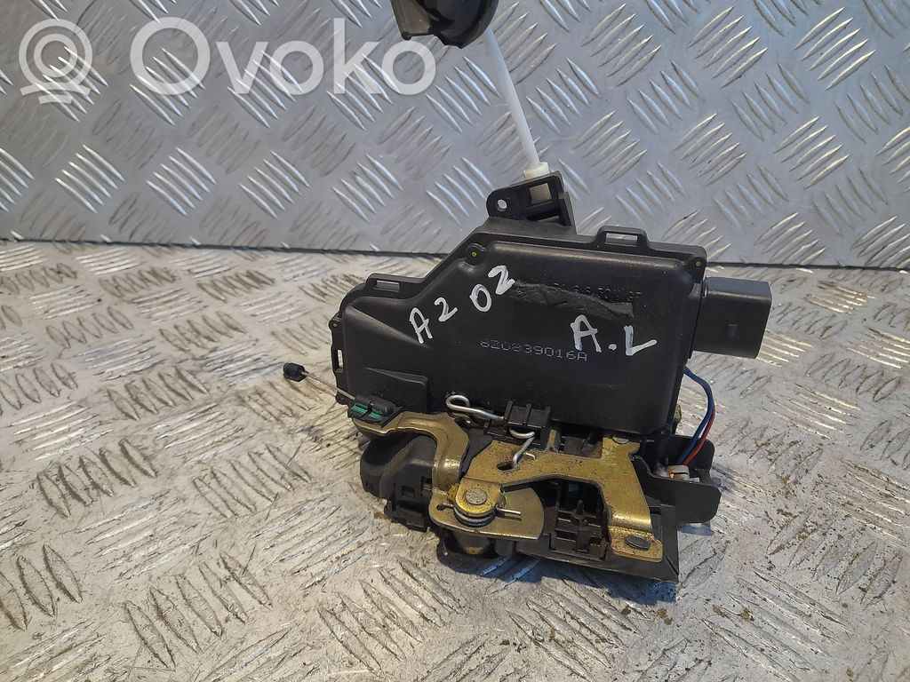 Audi A2 Rear door lock 