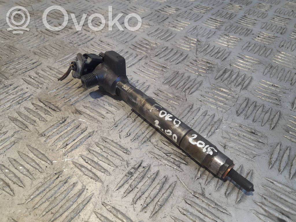 Ford Focus Fuel injector 