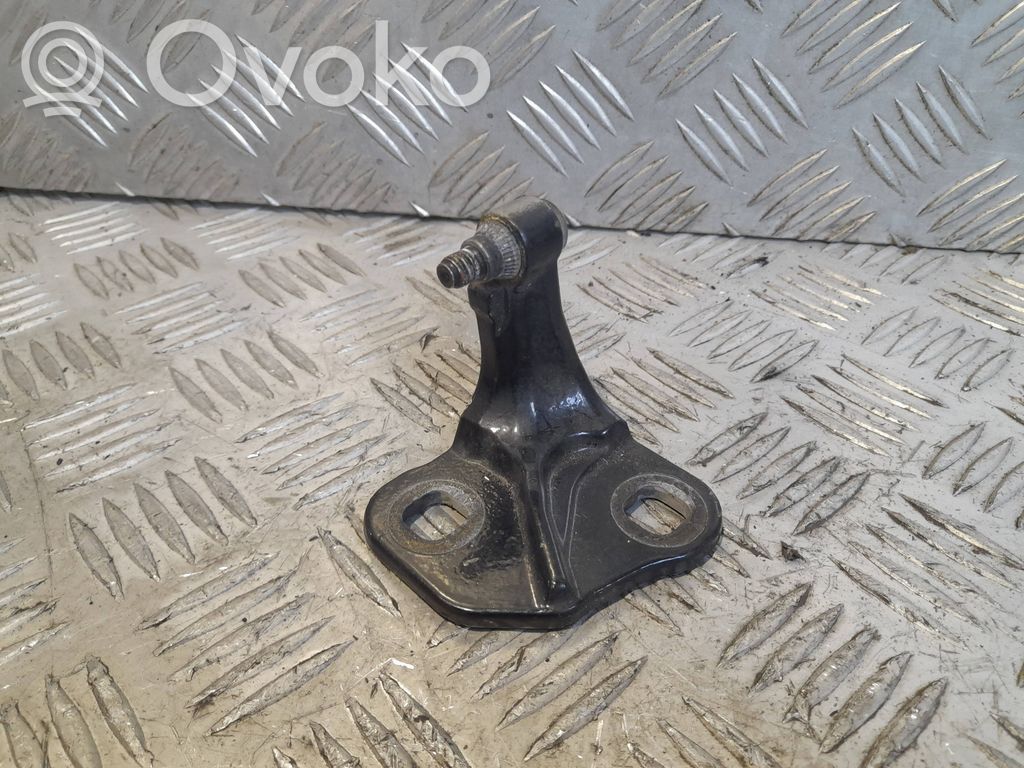 BMW 7 E65 E66 Rear door lower hinge 
