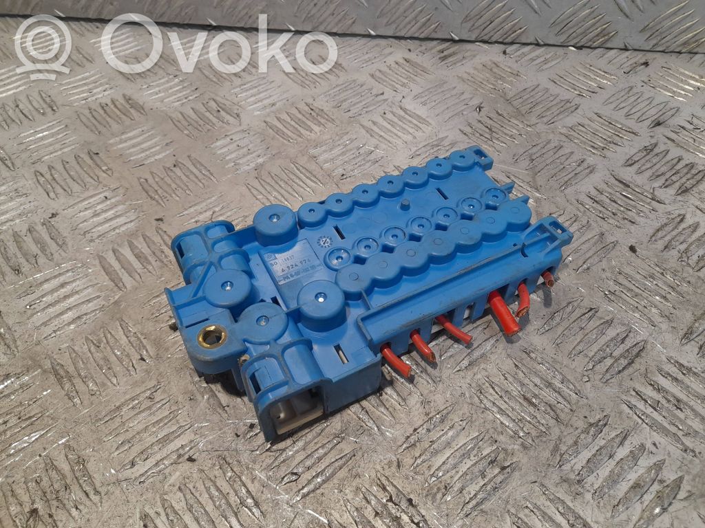 BMW X5 E53 Fuse module 