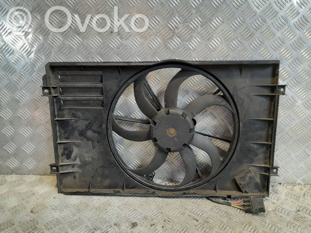 Volkswagen Touran I Osłona wentylatora chłodnicy 