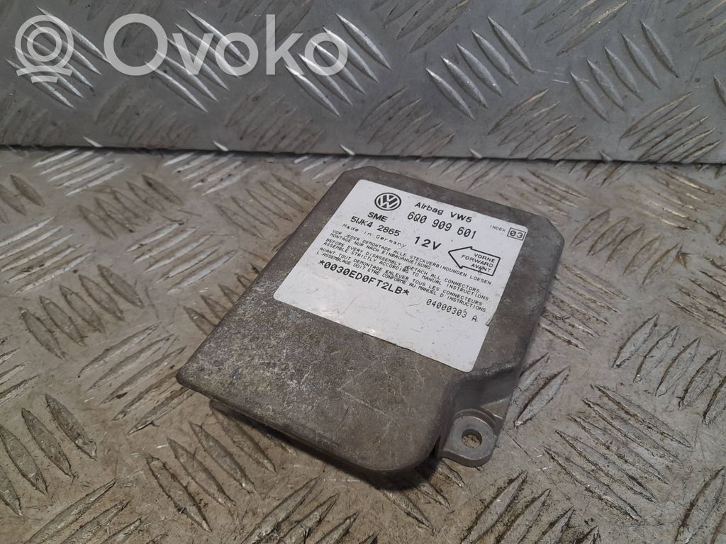Volkswagen Golf IV Airbag control unit/module 